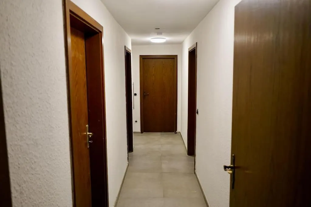 شقة Helle Kellerwohnung Im Gruenen Mit Sauna كولونيا ألمانيا